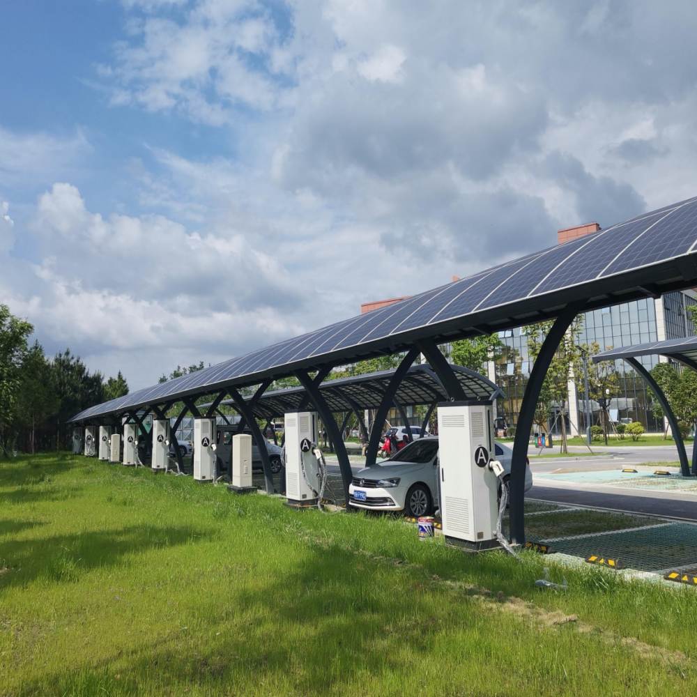 El panel solar flexible ligero del módulo eArc Pv del vatio más alto de Sunman 