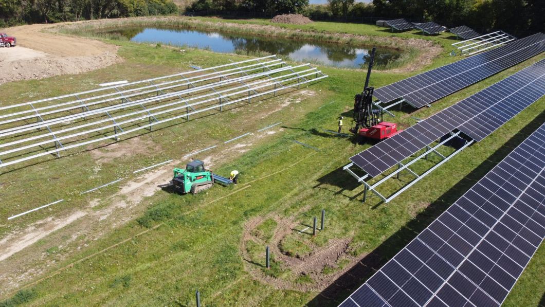 Paneles solares y su papel en las soluciones energéticas comerciales