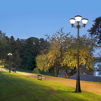 Luces de poste de lámpara al aire libre con energía solar para iluminación de jardín