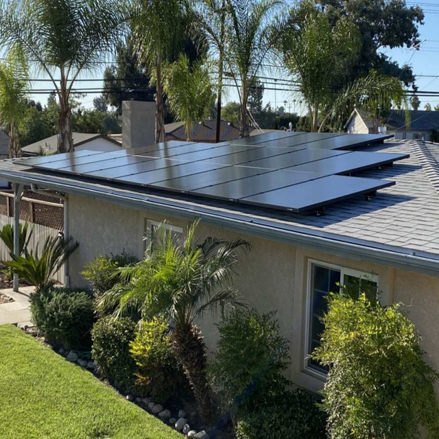 Paneles solares monocristalinos con marco negro Trina Solar Vertex 440W 450W 